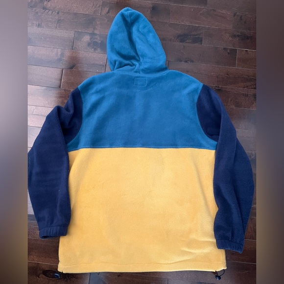 MASSIVE OUTDOOR POLAR FLEECE HOODIE - Picture 2 of 2